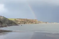 Sea Legs - 2 Bedroom Apartment - Tenby - Kitchen