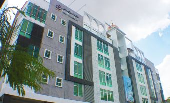 Khalifa Suites Hotel & Apartment