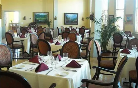 Windsor Hotel & Restaurant