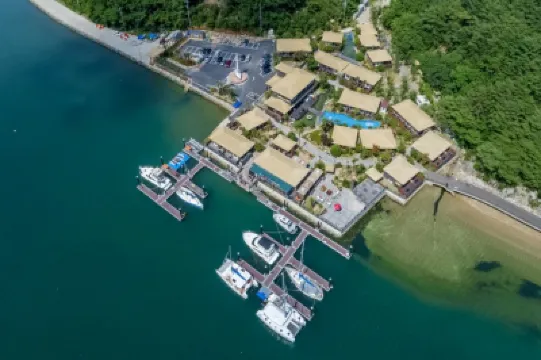 Hansan Marina Hotel & Resort Hotels in 