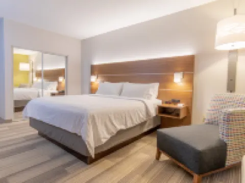 Holiday Inn Express 約翰遜城 約翰遜城酒店