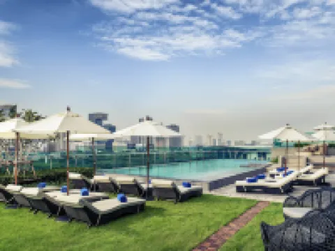 Mercure Bangkok Makkasan Hotels near Asoke