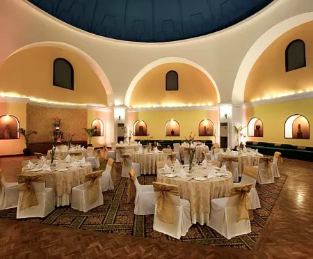 Ambassador, New Delhi - Ihcl SeleQtions Отели рядом со станцией Rajiv Chowk