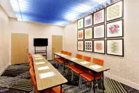 Holiday Inn Express Lake Wales N-Winter Haven Hôtels à : Lake Wales
