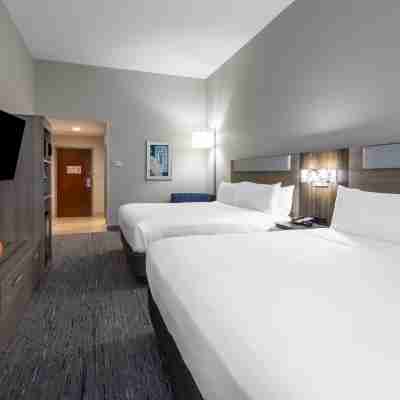 Holiday Inn Express Crystal River Rooms