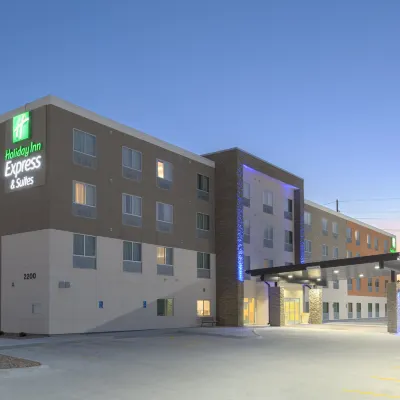 Holiday Inn Express & Suites LINCOLN I - 80 by IHG Hotels near Abel Stadium