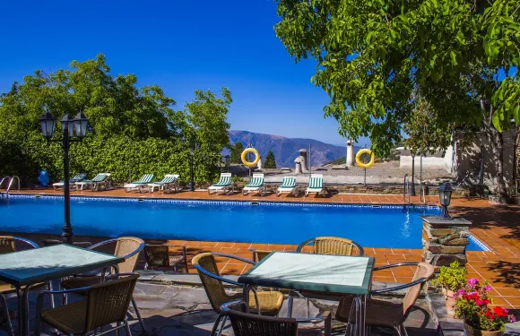 鄉村日爾德浦克爾酒店