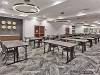 Doubletree by Hilton Dothan فنادق في دوثان