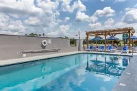 Comfort Inn & Quality Suites Hotels in Spring Lake