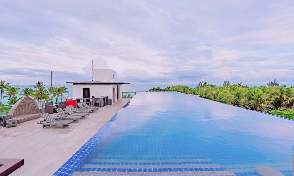 Boracay Ocean Club Resort and Spa