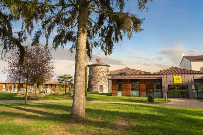 Domaine la Charpinière, the Originals Collection Hotel a Savigneux
