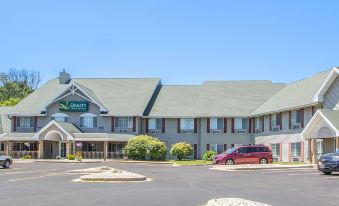 Quality Inn & Suites