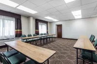Quality Inn & Suites Các khách sạn ở Salisbury