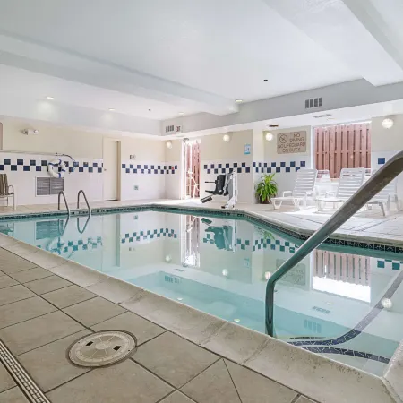 Quality Suites Springdale West I-49