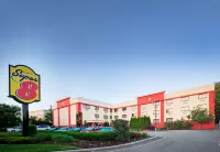 Super 8 by Wyndham Mahwah Hotels in Mahwah