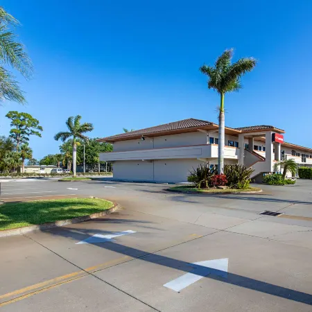 Econo Lodge Vero Beach - Downtown