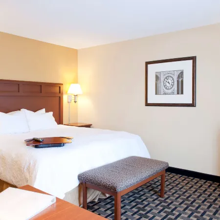 Hampton Inn & Suites Columbia (at the University of Missouri)
