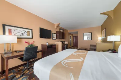 Quality Inn & Suites Hotels in Kyle