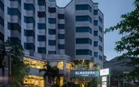 Almadera Hotel Hotels in Ujung Pandang