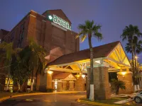 فندق ويندهام جاردن شمال مونتيري Hotels near ملعب مونتيري للبيسبول