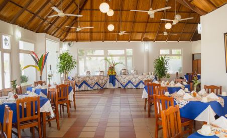 Sanha Plus Hotel - Housity