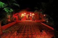 Las Alamandas Hotels in La Huerta