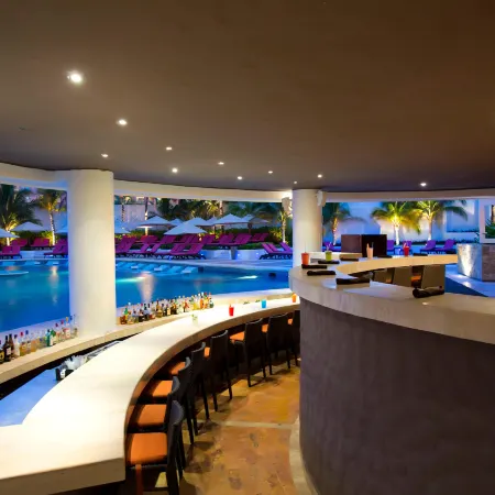 Altitude at Krystal Grand Cancun - All Inclusive