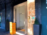 Hotel de Ville Các khách sạn gần Palazzo San Giorgio