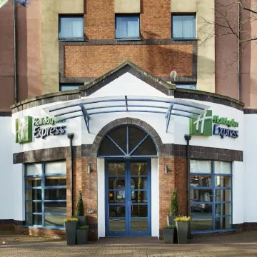 Holiday Inn Express BELFAST CITY by IHG Отели рядом с достопримечательностью «Титаник Белфаст»