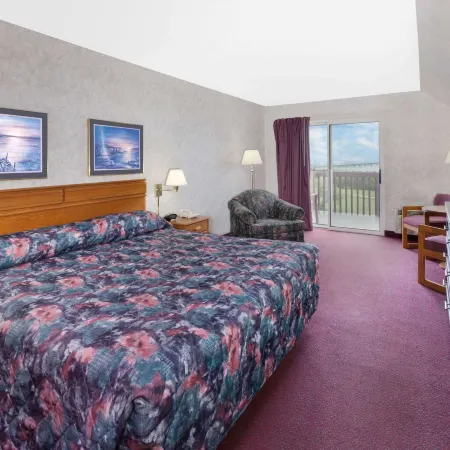Super 8 by Wyndham St. Ignace