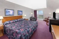 Super 8 by Wyndham St. Ignace - balcony