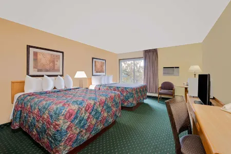 Days Inn by Wyndham International Falls