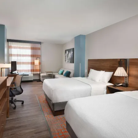 La Quinta Inn & Ste by Wyndham Wisconsin Dells- Lake Delton