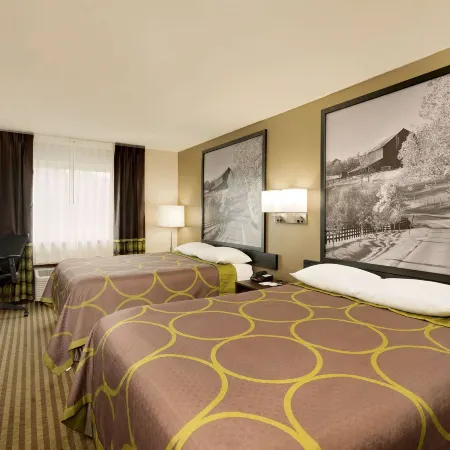 Super 8 by Wyndham Lexington/Hamburg Area