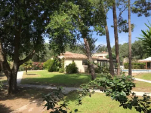 Prea Gianca Отели в г. 