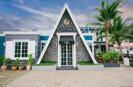 Royale Chenang Resort Отели рядом с достопримечательностью «Подводный мир Лангкави»