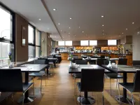 Exe Plaza Hotels near Parque Norte