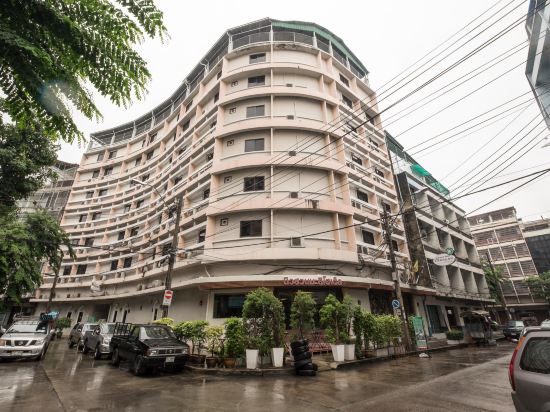 โรงแรมนิวสวนมะลิ