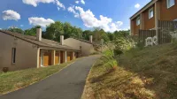 Vvf Lac d'Eguzon Отели в г. Эгюзон-Шантом