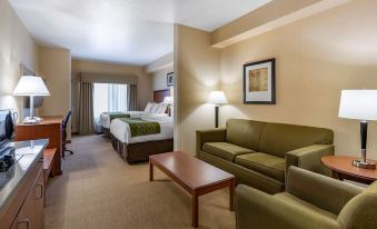 Comfort Inn & Suites Gateway to Glacier National Park