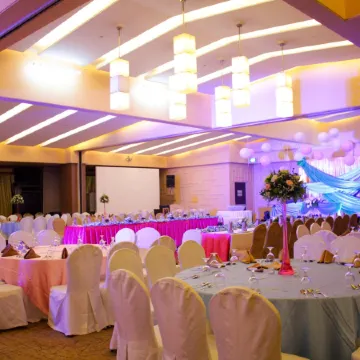 Manila Grand Opera Hotel Отели рядом с достопримечательностью «Золотая мечеть»