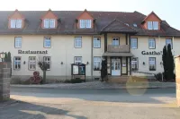 Zur Kaiserpfalz Hotel di Nebra