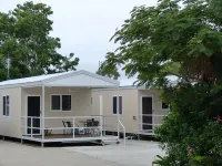 Charters Towers Tourist Park Hotel a Queenton