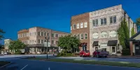 The Veranda Historic Inn Hotels in Peachtree City