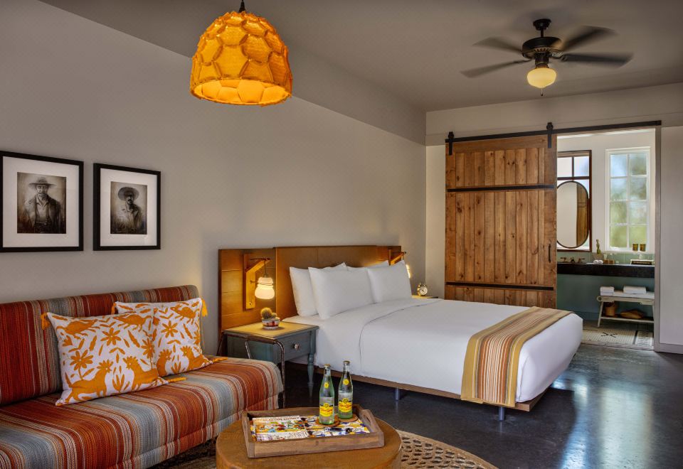 Texican Court by Valencia Hotel Group Over view