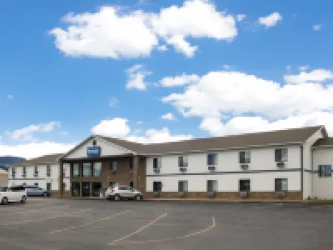 Travelodge by Wyndham Spearfish Hotels in Spearfish
