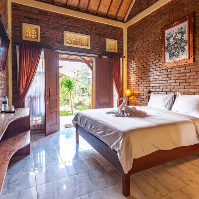 The Garuda Villa and Restaurant Hotel dekat Gitgit Waterfall