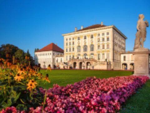 โรงแรมเทสซิน โรงแรมในมิวนิก