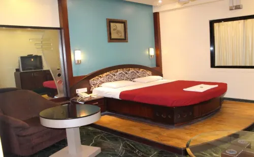 Hotel Ramakrishna International Nanded - parking
