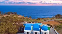 Namhae Santorini & Pension - Pensions